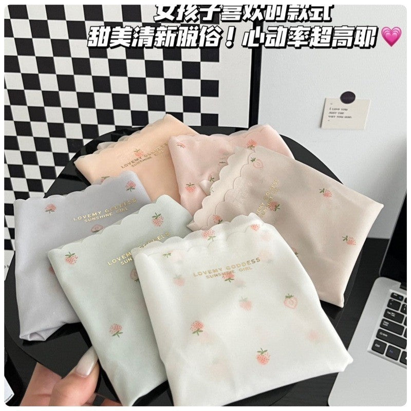 冰絲超薄無痕內褲（草莓款）